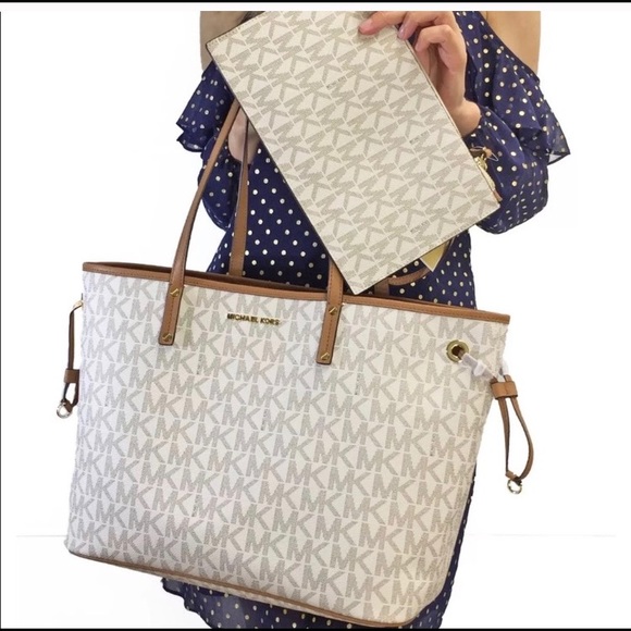 ❤️🌷mk drawstring tote/shoulder bag/vanilla/acorn - Picture 5 of 8